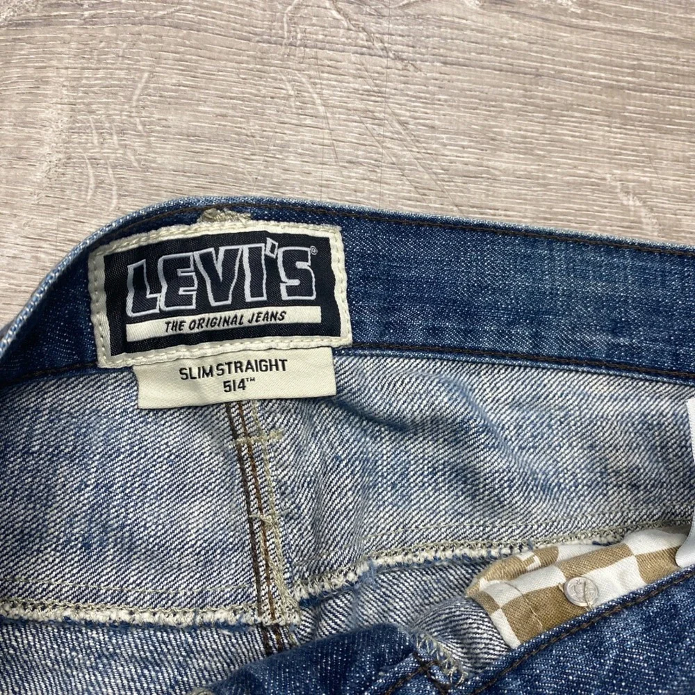 Vintage Levi's 514 Slim Straight Jeans Mens 32x30 Blue Denim Flap Pocket Y2K